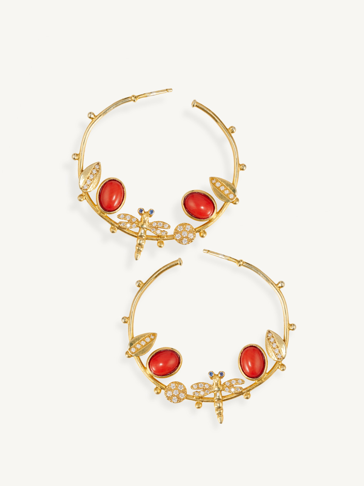 BRINCO ARGOLA LIBELINHA PRATA DOURADA DIFERENTE