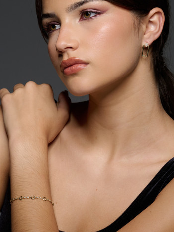 PULSEIRA COM ELOS EM CORAÇÃO COM ZIRCÓNIAS OURO 9K