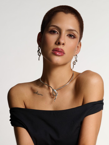 BRINCOS COBRA DIFERENTE CHAMATIVO FESTA ELEGANTE PRATA