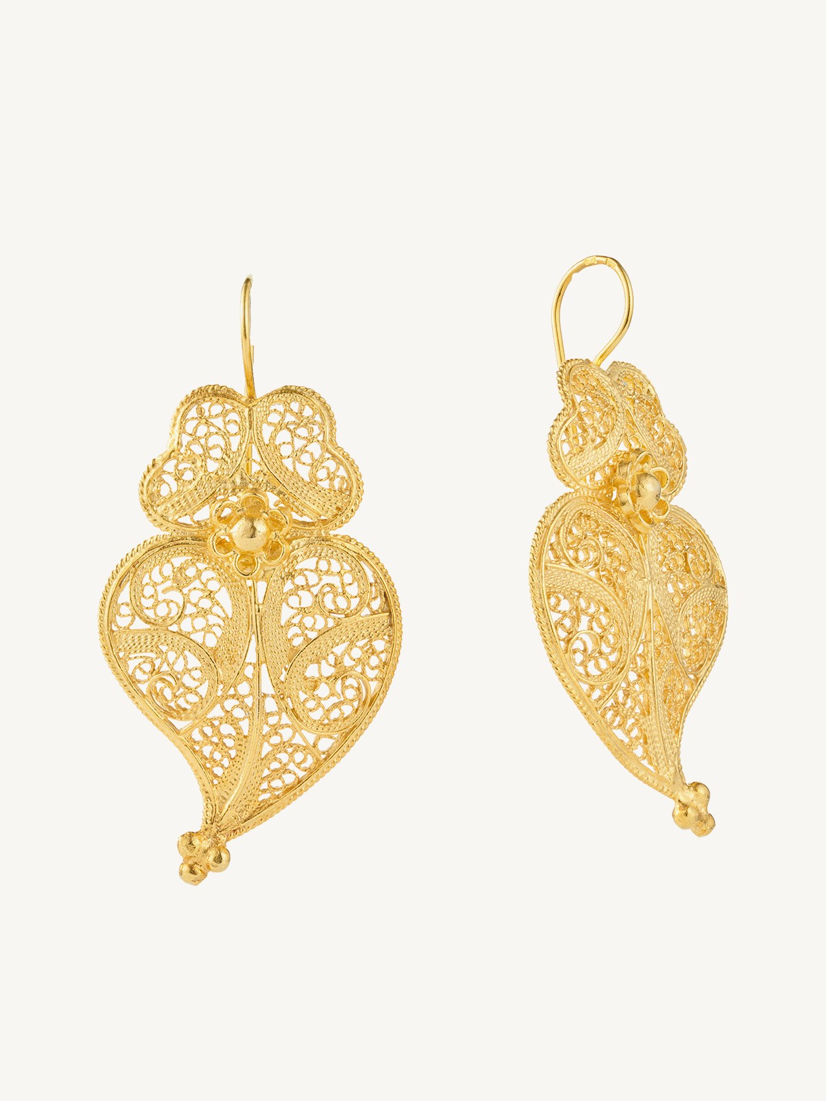 BRINCOS FILIGRANA CORAÇÃO VIANA